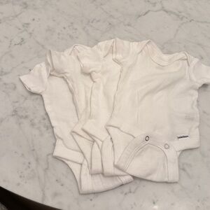 Preemie Baby Onesies 4 Pack Gerber White Short Sleeve Bodysuits Preemie NB